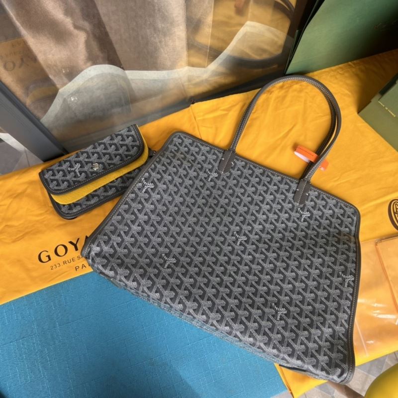 Goyard Shopping Bags